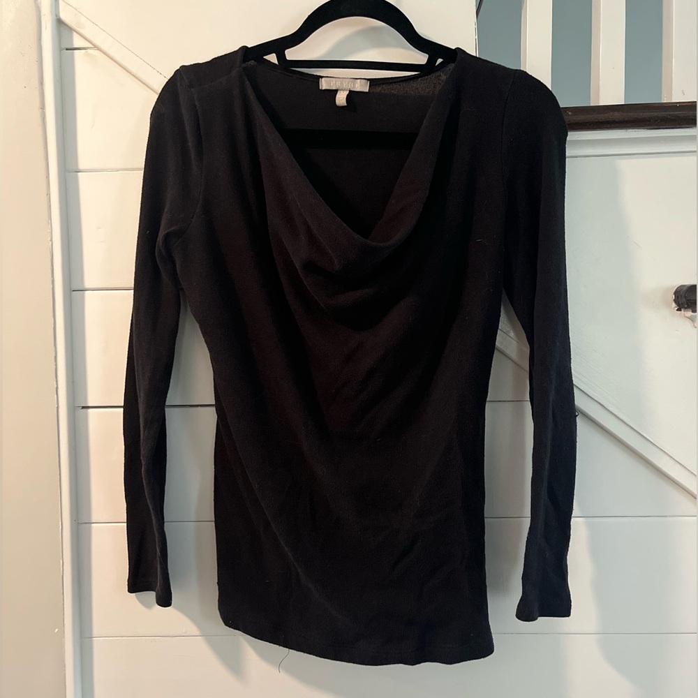 Long Sleeve Black Scoop Neck Shirt (M)